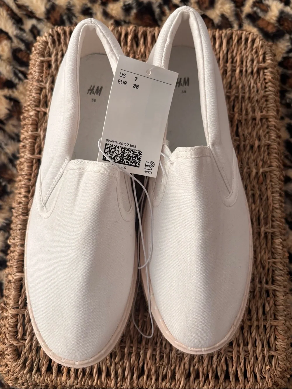 H&M Cream Slip-On Canvas Sneakers Sz7